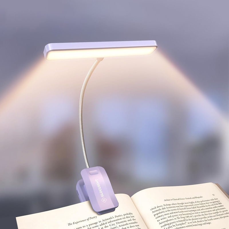 Lampe Glocusent utilisée pour la lecture nocturne au lit